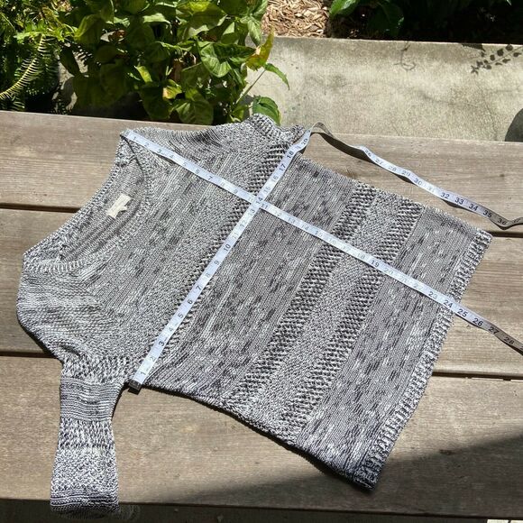 lou & grey Womens Sweater Sz Medium Black White Pullover Open Weave Reverse Knit - Picture 5 of 7